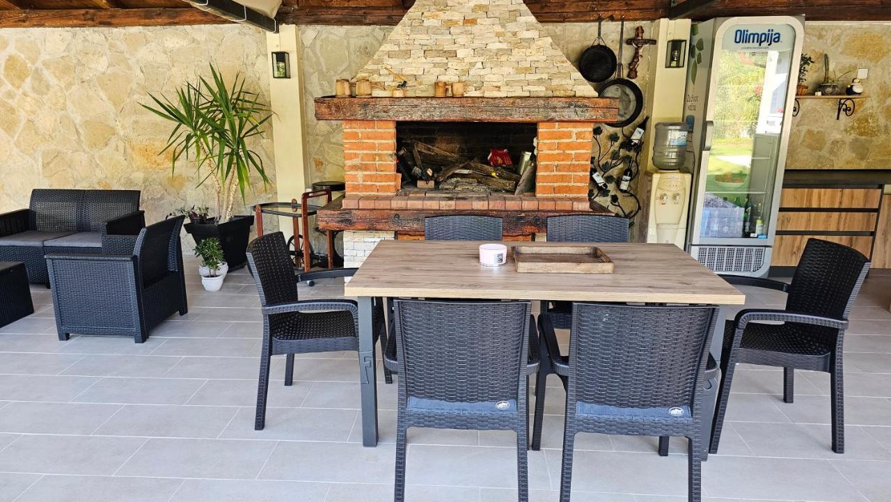 Holiday Home Natura With Private Pool โมสตาร์ ภายนอก รูปภาพ