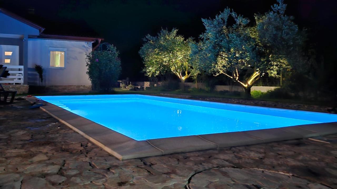 Holiday Home Natura With Private Pool โมสตาร์ ภายนอก รูปภาพ