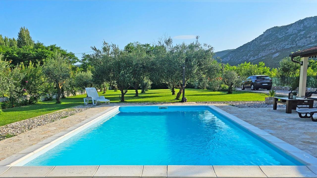 Holiday Home Natura With Private Pool โมสตาร์ ภายนอก รูปภาพ
