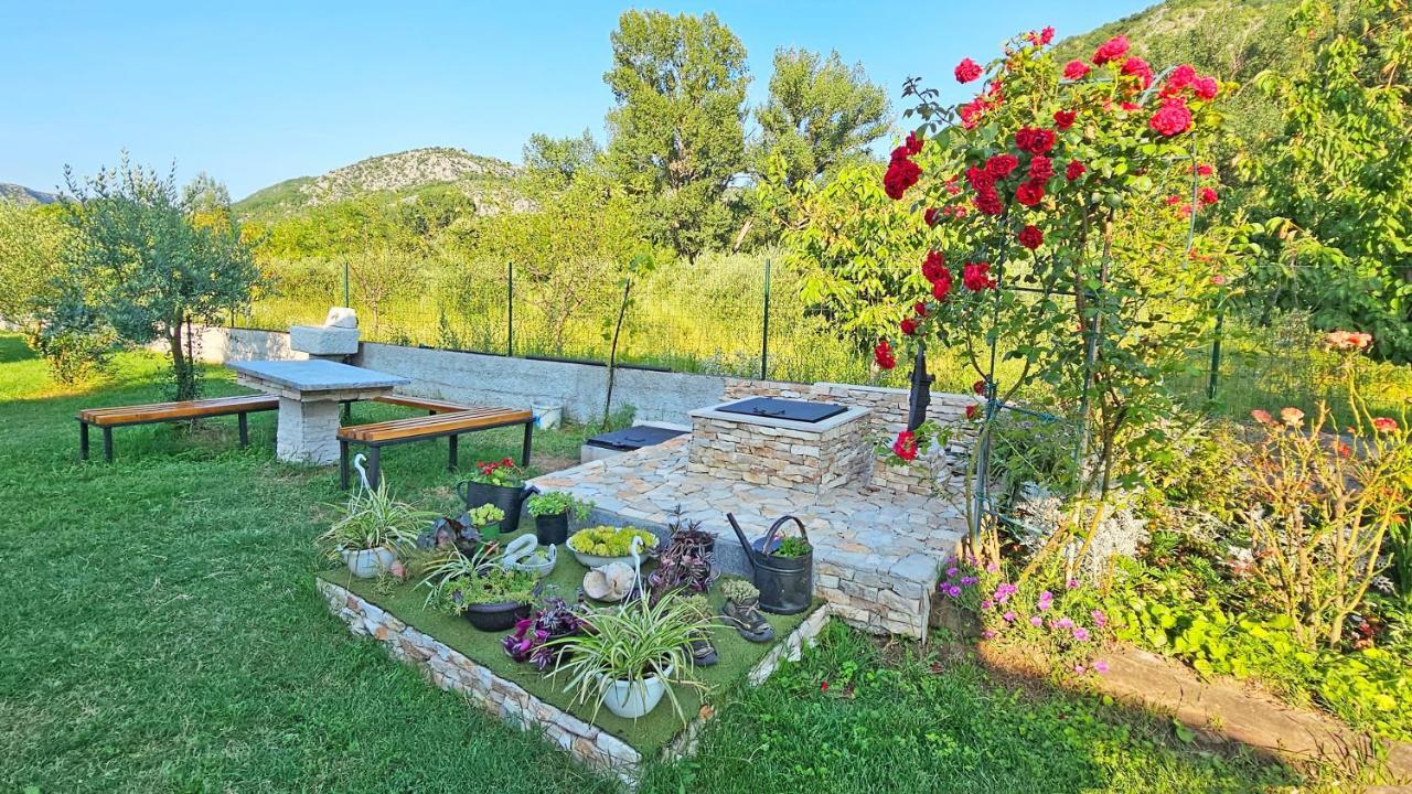 Holiday Home Natura With Private Pool โมสตาร์ ภายนอก รูปภาพ