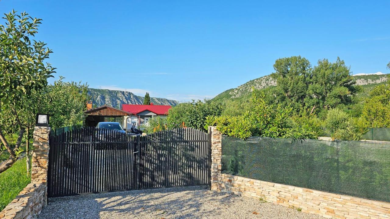 Holiday Home Natura With Private Pool โมสตาร์ ภายนอก รูปภาพ