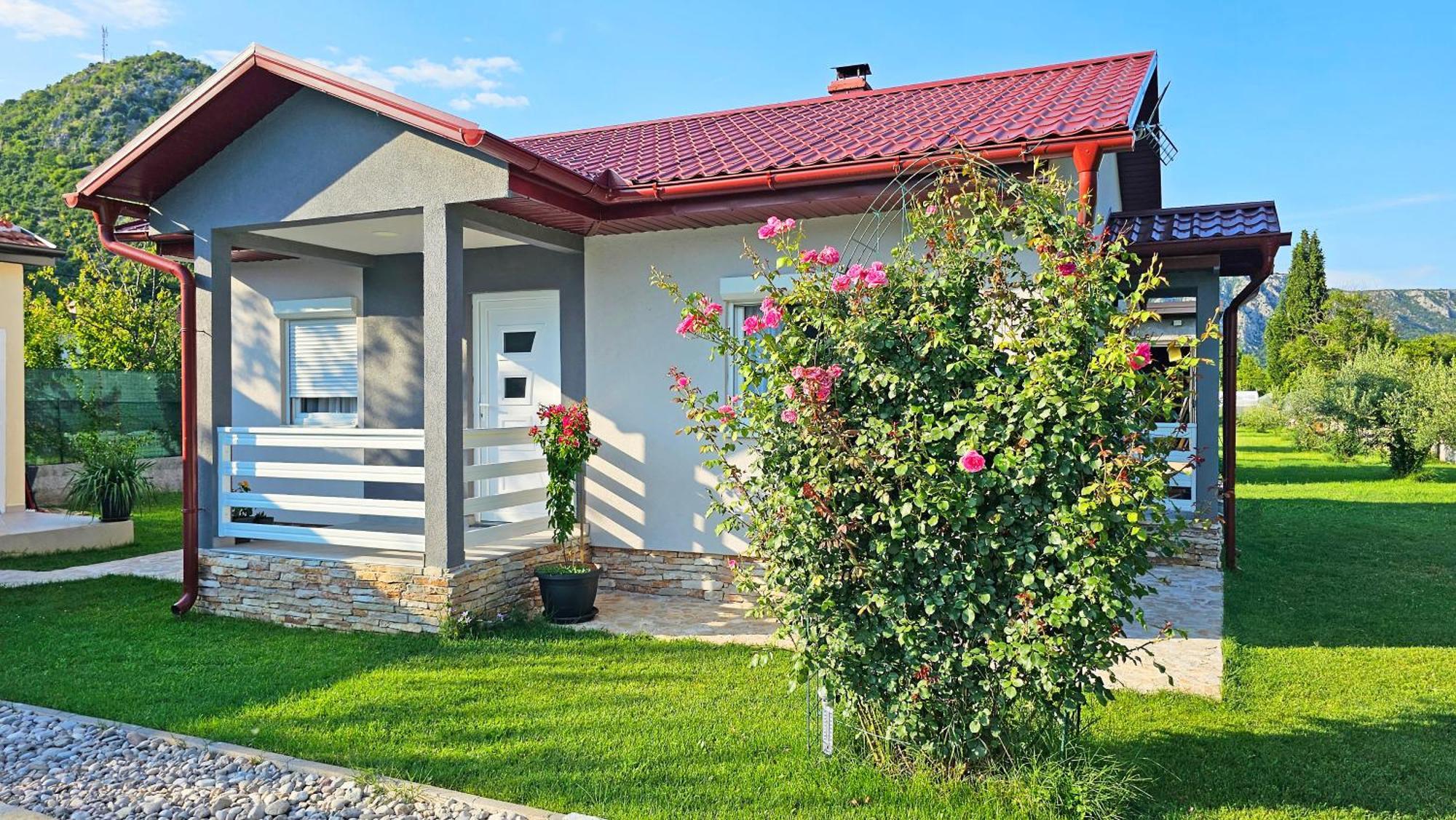 Holiday Home Natura With Private Pool โมสตาร์ ภายนอก รูปภาพ